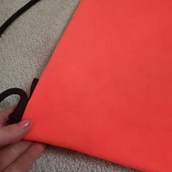 TRIANGL Floral Embroidered Neoprene Backpack Bag Rope Beach Summer Coral Neon - Picture 11 of 13